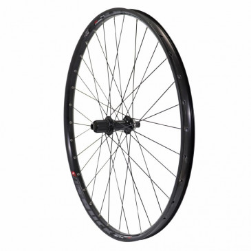 ROUE VTT DISQUE 29" TRUCKY 30 BOOST TUBELESS READY ARRIERE CENTERLOCK NOIR MOYEU SHIMANO MT400 11/10V AXE TRAVERSANT 12/148 JANTE 30C 32 RAYONS 3660429950422