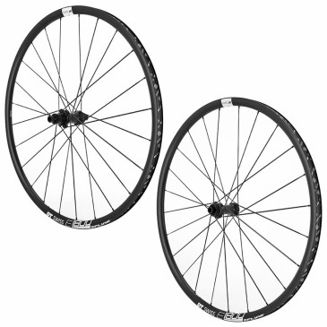 ROUES GRAVEL DISQUE 700 DT SWISS E1800 CENTER LOCK CASSETTE SRAM XDR 12V TUBELESS READY AXE TRAVERSANT 12 100 12 142mm NOIR HAUTEUR JANTE 23 PAIRE OFFRE SPECIALE 3700948300565 P2R